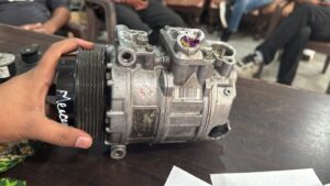 Ac compressor Mercedes E220 2008 - Image 2