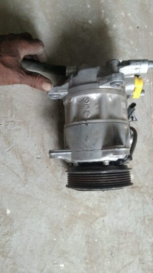 ac compressor of BMW X1 Model 2014 - Image 2